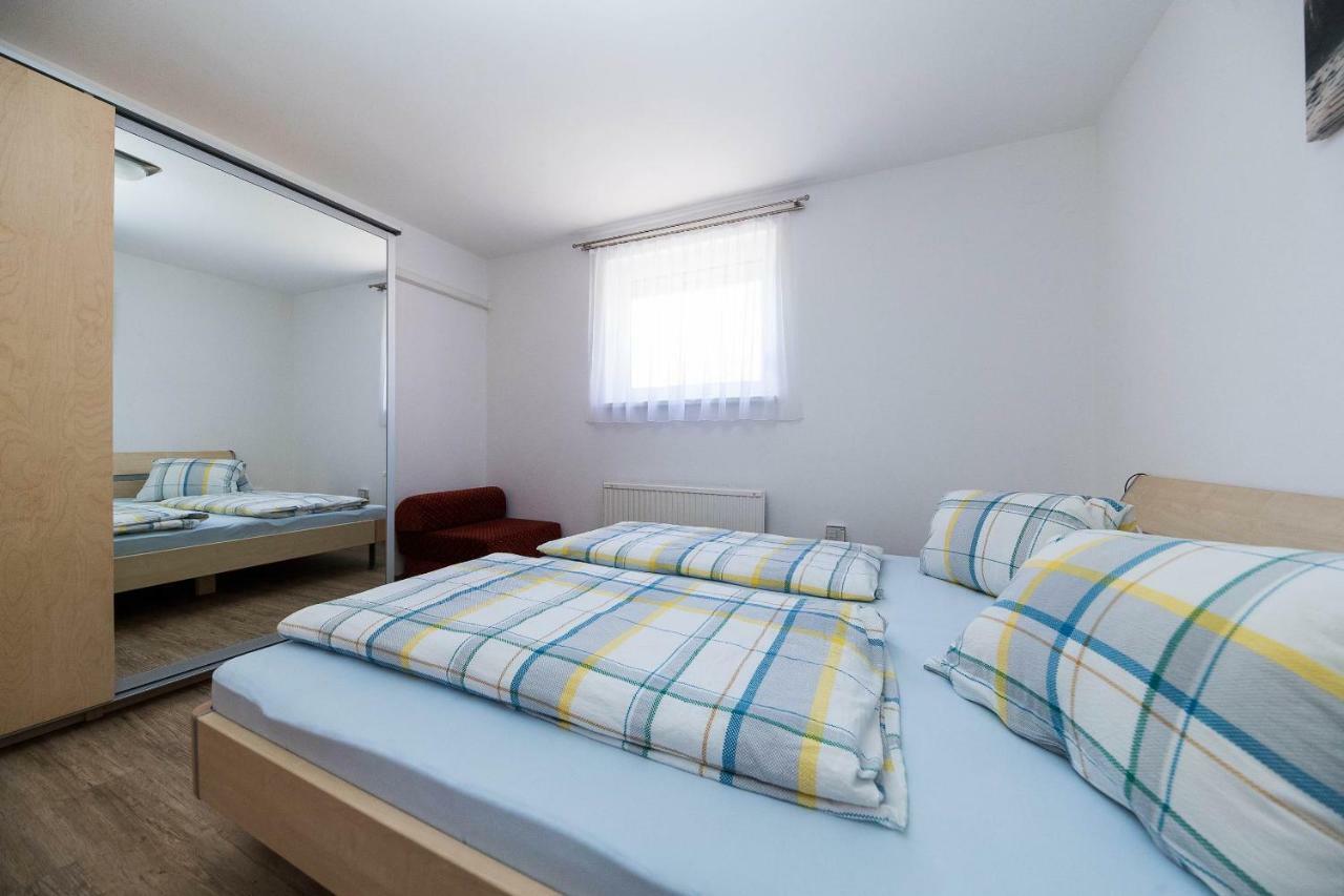 Moderne Souterrainwohnung Crikvenica Exterior photo